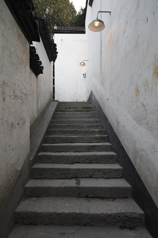 The Alley Inn Hangzhou Exterior photo